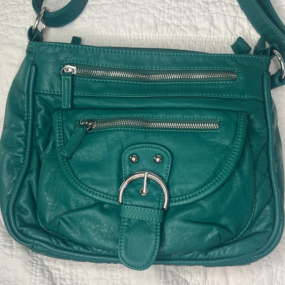Green Vegan Leather Adjustable Crossbody/Shoulder Bag - Picture 3 of 7